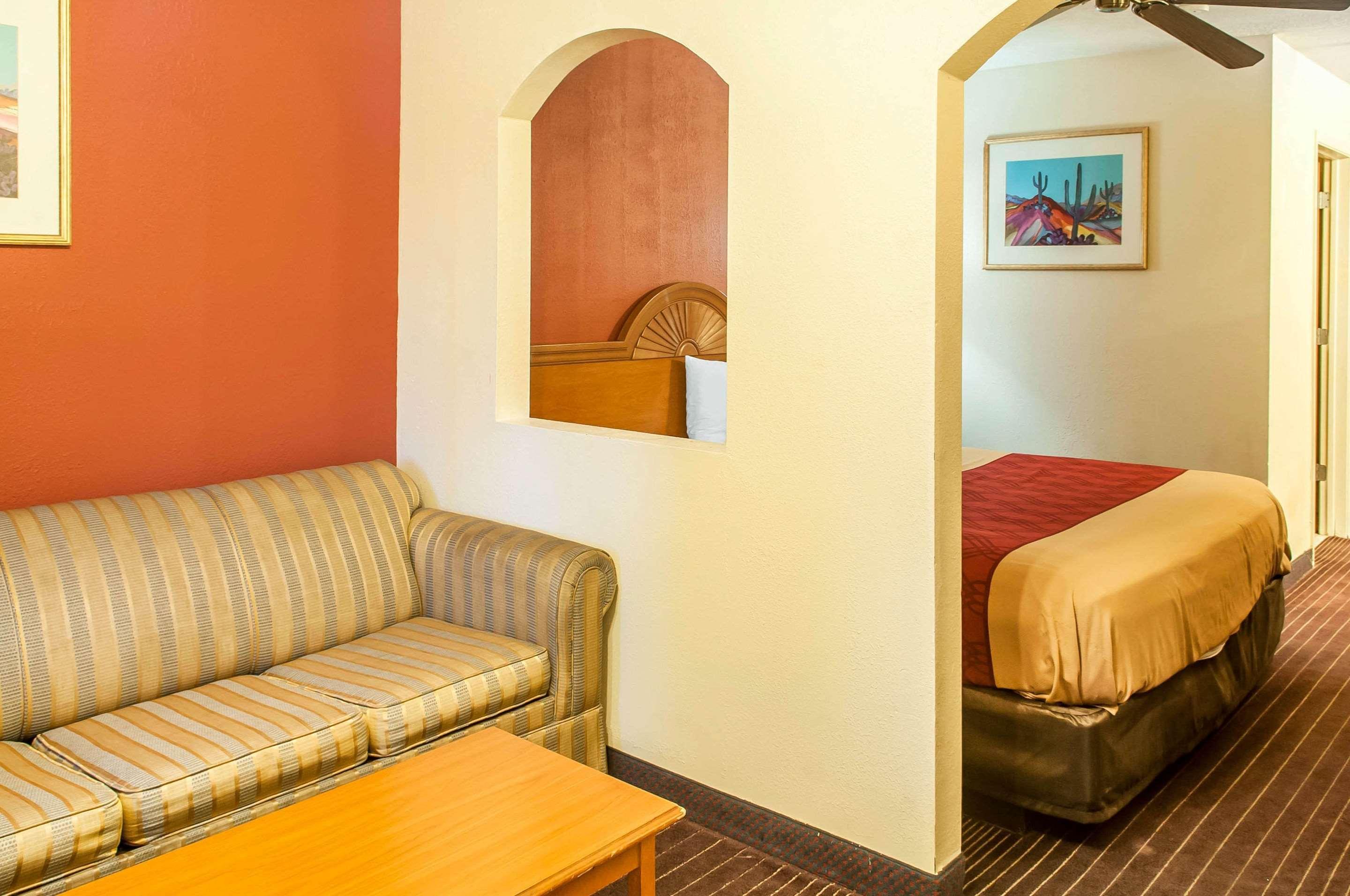 Econo Lodge West - Coors Blvd Albuquerque Kültér fotó