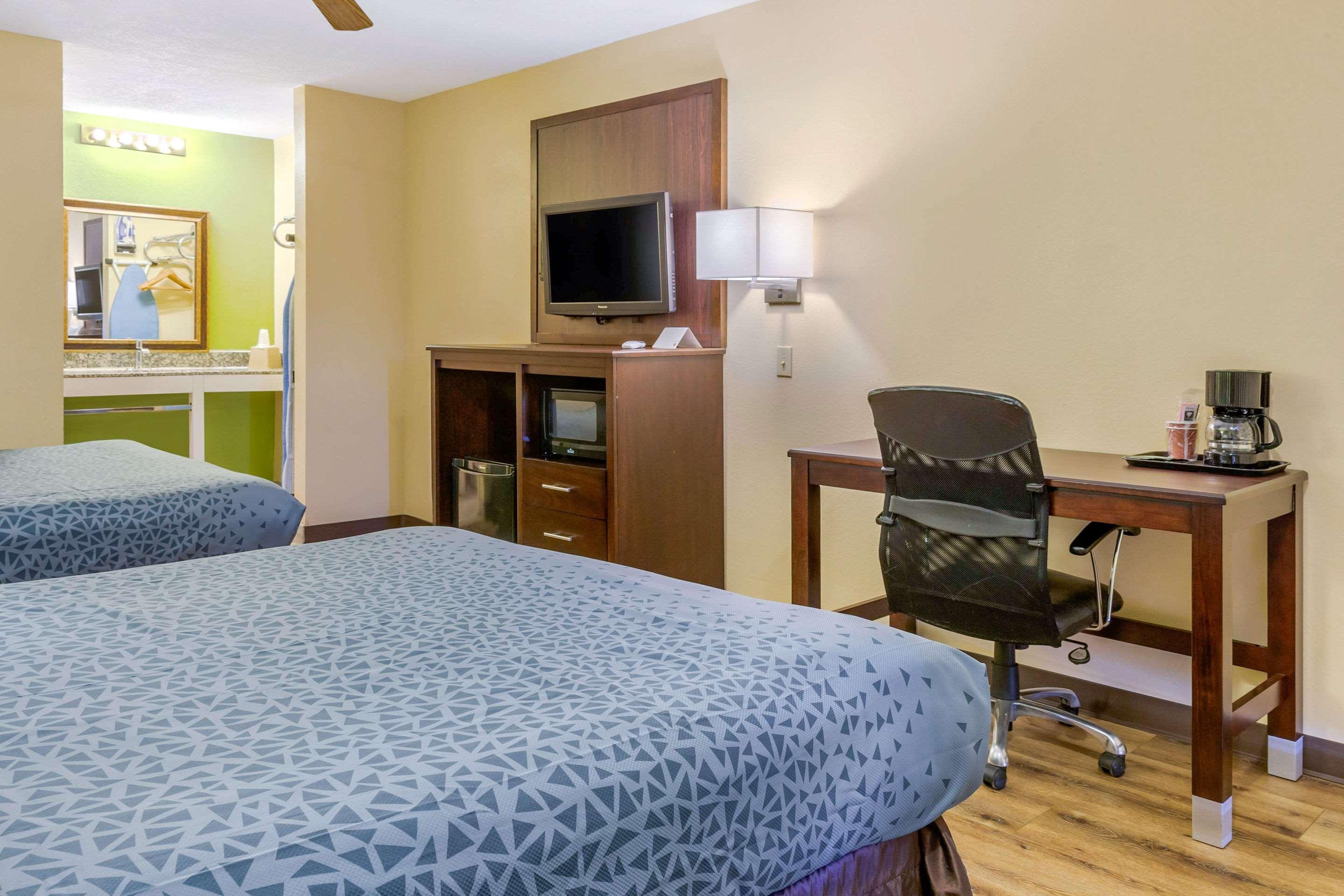 Econo Lodge West - Coors Blvd Albuquerque Kültér fotó