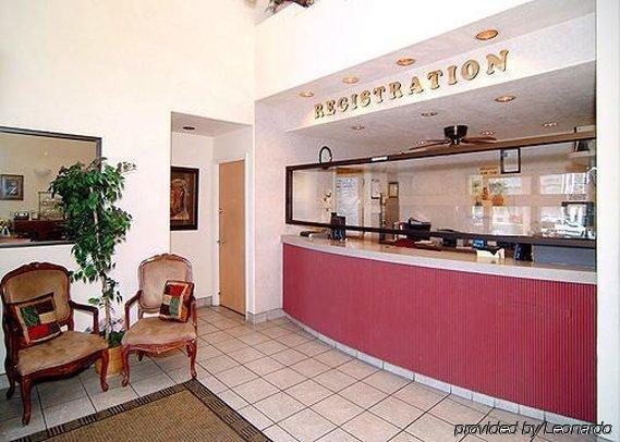Econo Lodge West - Coors Blvd Albuquerque Beltér fotó